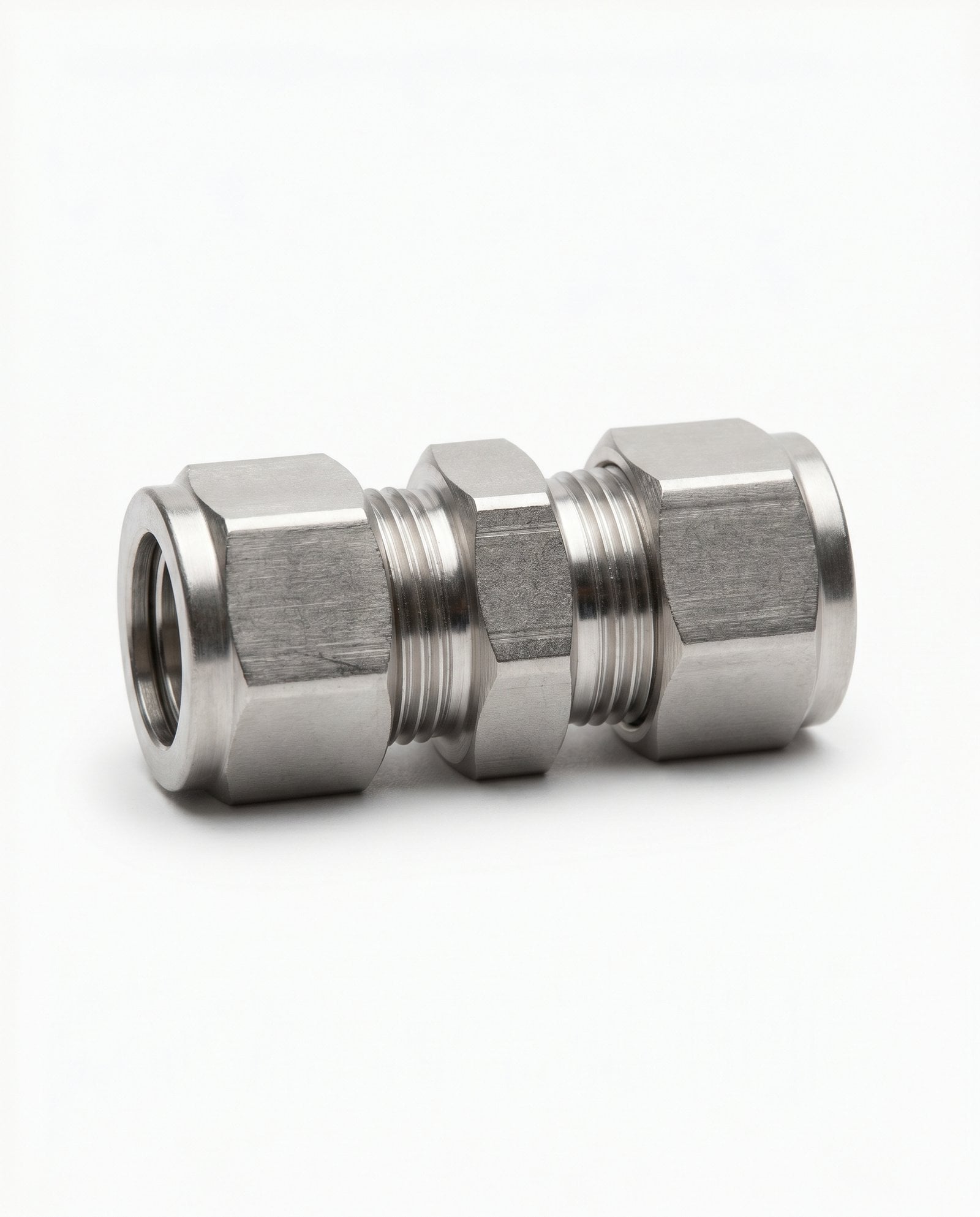 Swagelok SS-810-6 316 stainless steel straight tube union, 1/2 inch tube OD both ends